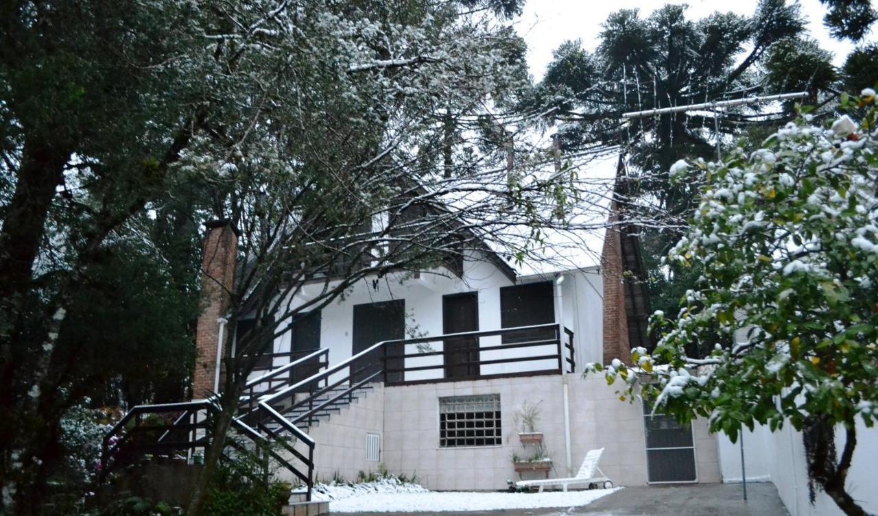Hotel Pousada Dos Pinheiros Canela Exteriör bild